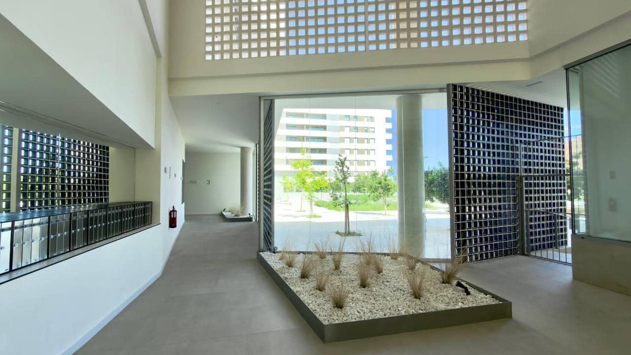 3 bedroom Apartment for sale in Alicante / Alacant city with garage - € 519,000 (Ref: 9814360)