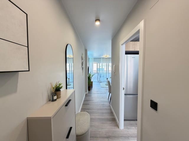 2 slaapkamer Appartement te koop in Torrevieja - € 179.900 (Ref: 9815848)