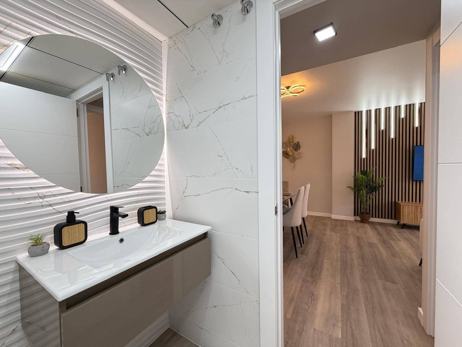 2 slaapkamer Appartement te koop in Torrevieja - € 179.900 (Ref: 9815848)