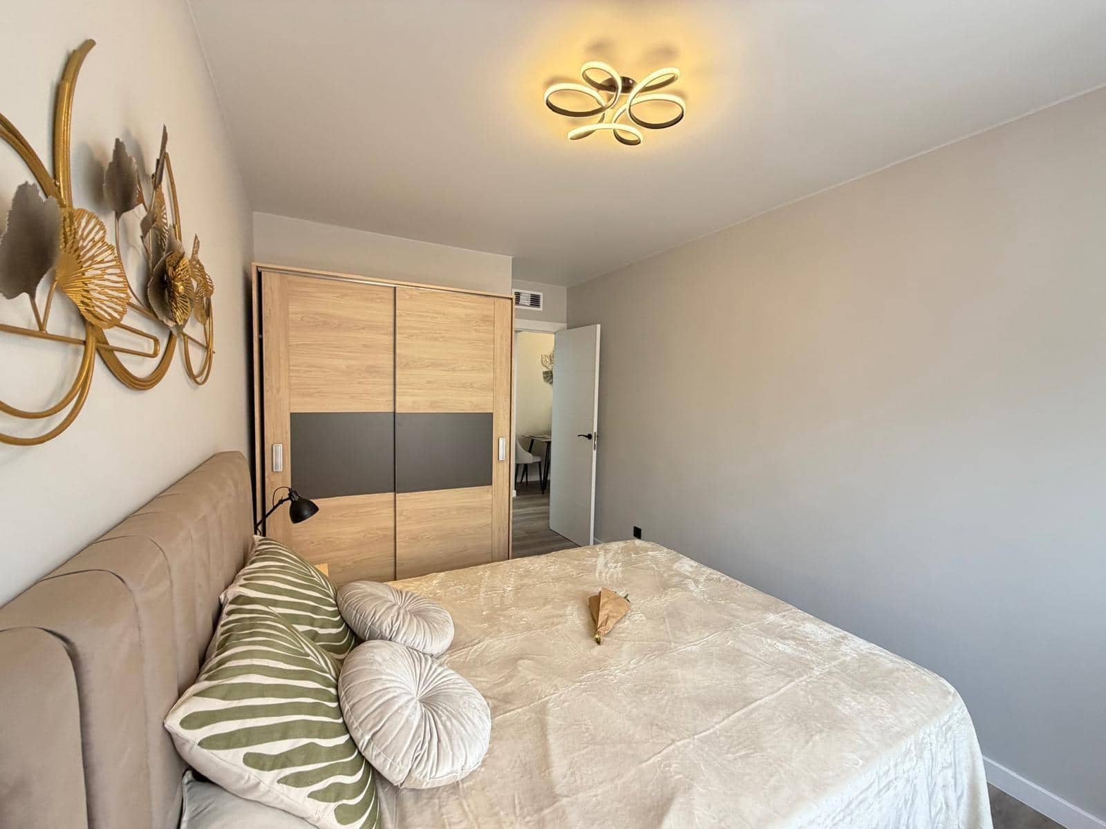 2 slaapkamer Appartement te koop in Torrevieja - € 179.900 (Ref: 9815848)
