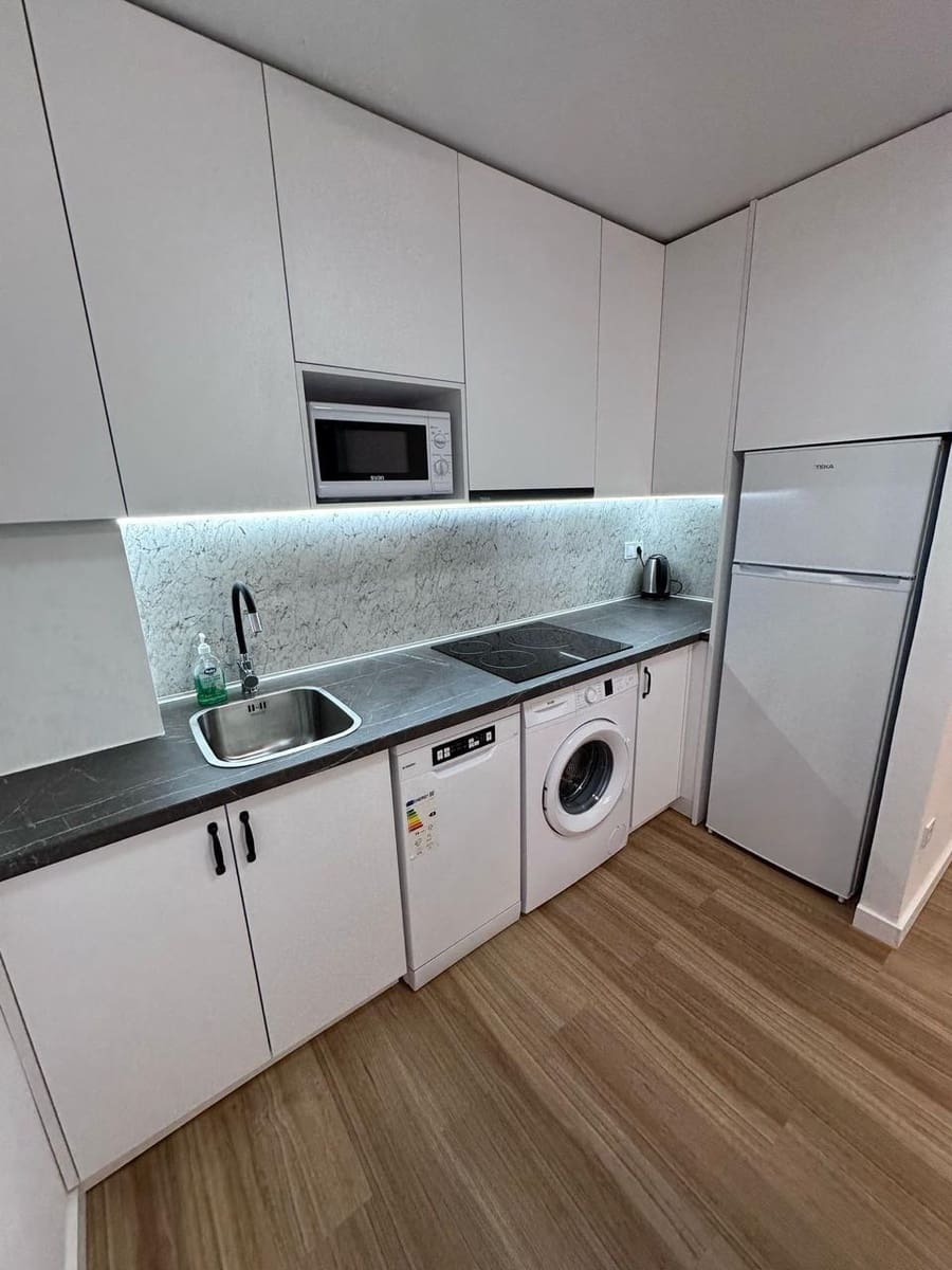 2 chambre Appartement à vendre à Torrevieja avec piscine - 140 000 € (Ref: 9818218)