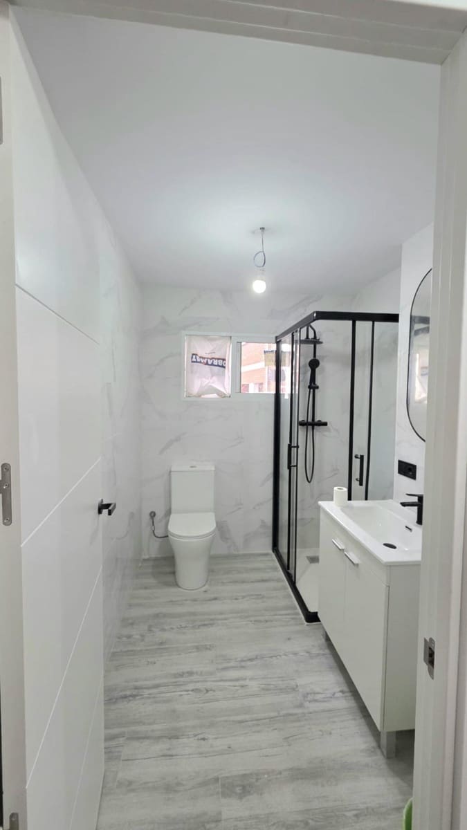 2 Zimmer Apartment zu verkaufen in Mieres - 104.000 € (Ref: 9820507)