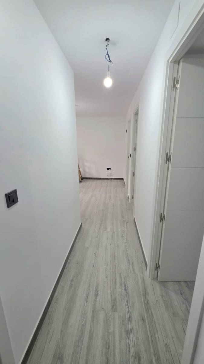 2 Zimmer Apartment zu verkaufen in Mieres - 104.000 € (Ref: 9820507)