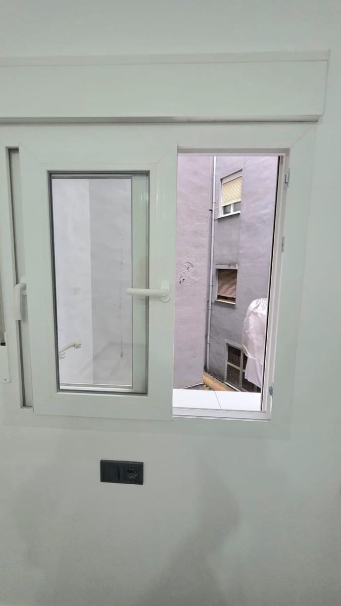 2 Zimmer Apartment zu verkaufen in Mieres - 104.000 € (Ref: 9820507)