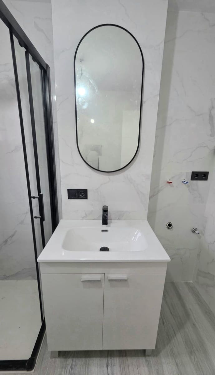 2 Zimmer Apartment zu verkaufen in Mieres - 104.000 € (Ref: 9820507)