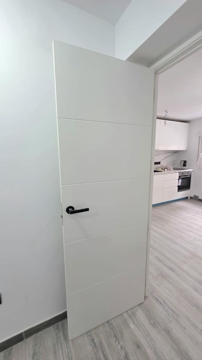 2 Zimmer Apartment zu verkaufen in Mieres - 104.000 € (Ref: 9820507)