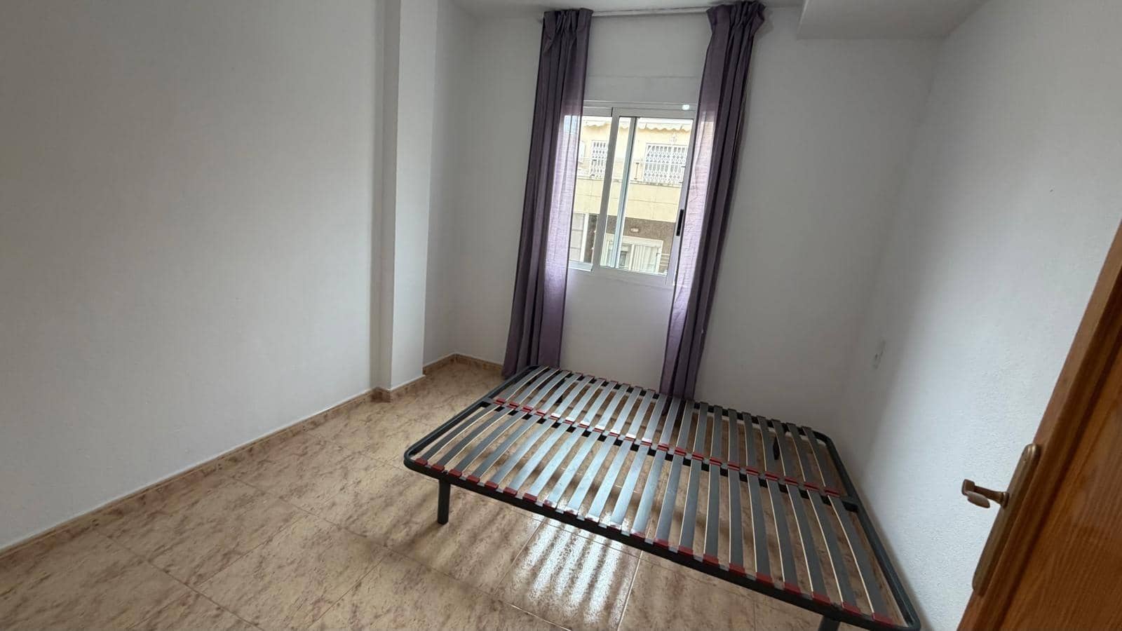 2 soverom Leilighet til salgs i Torrevieja med svømmebasseng - € 149 000 (Ref: 9820508)