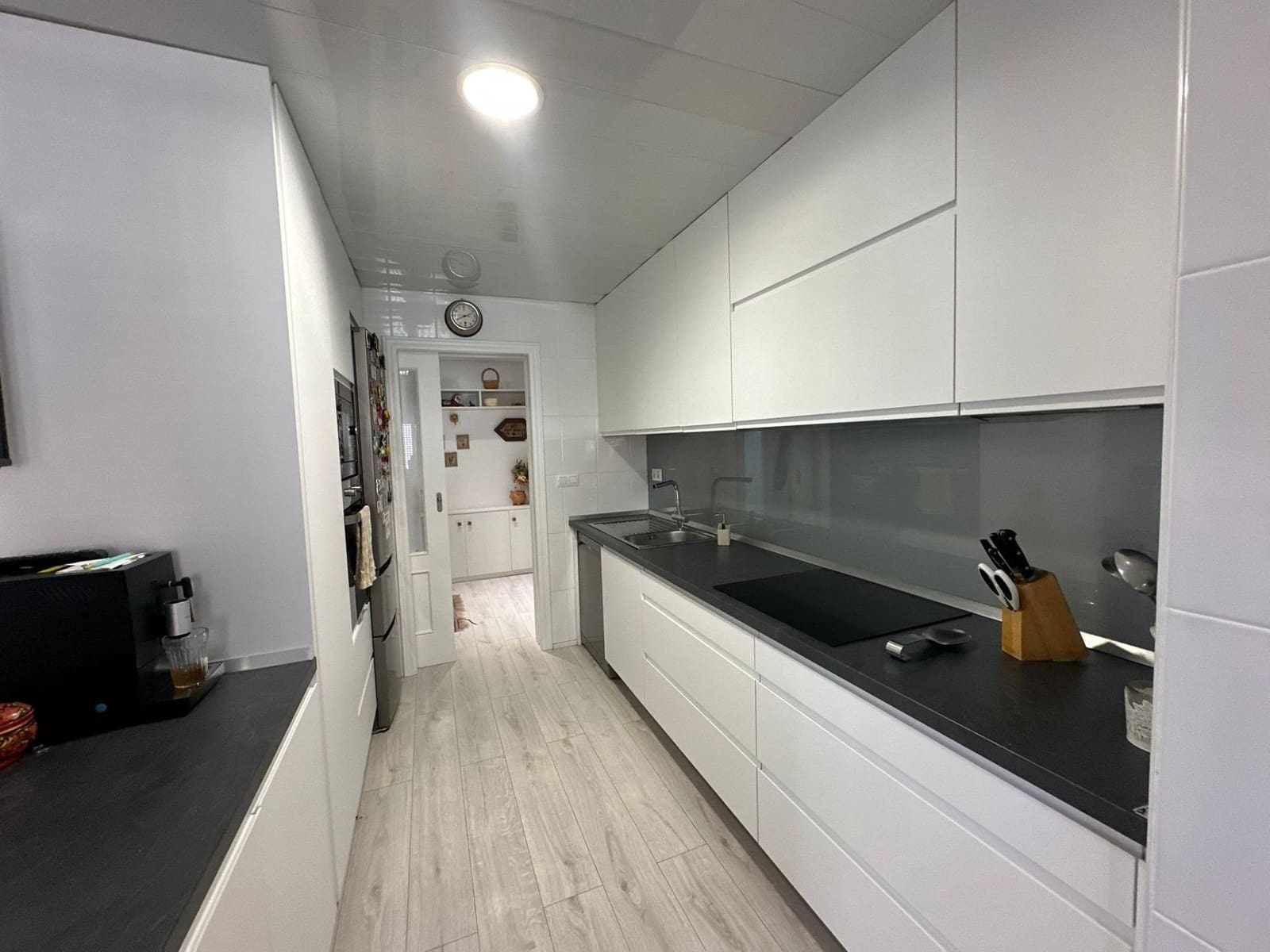 3 quarto Apartamento para venda em Playa de San Juan com piscina garagem - 430 000 € (Ref: 9822923)