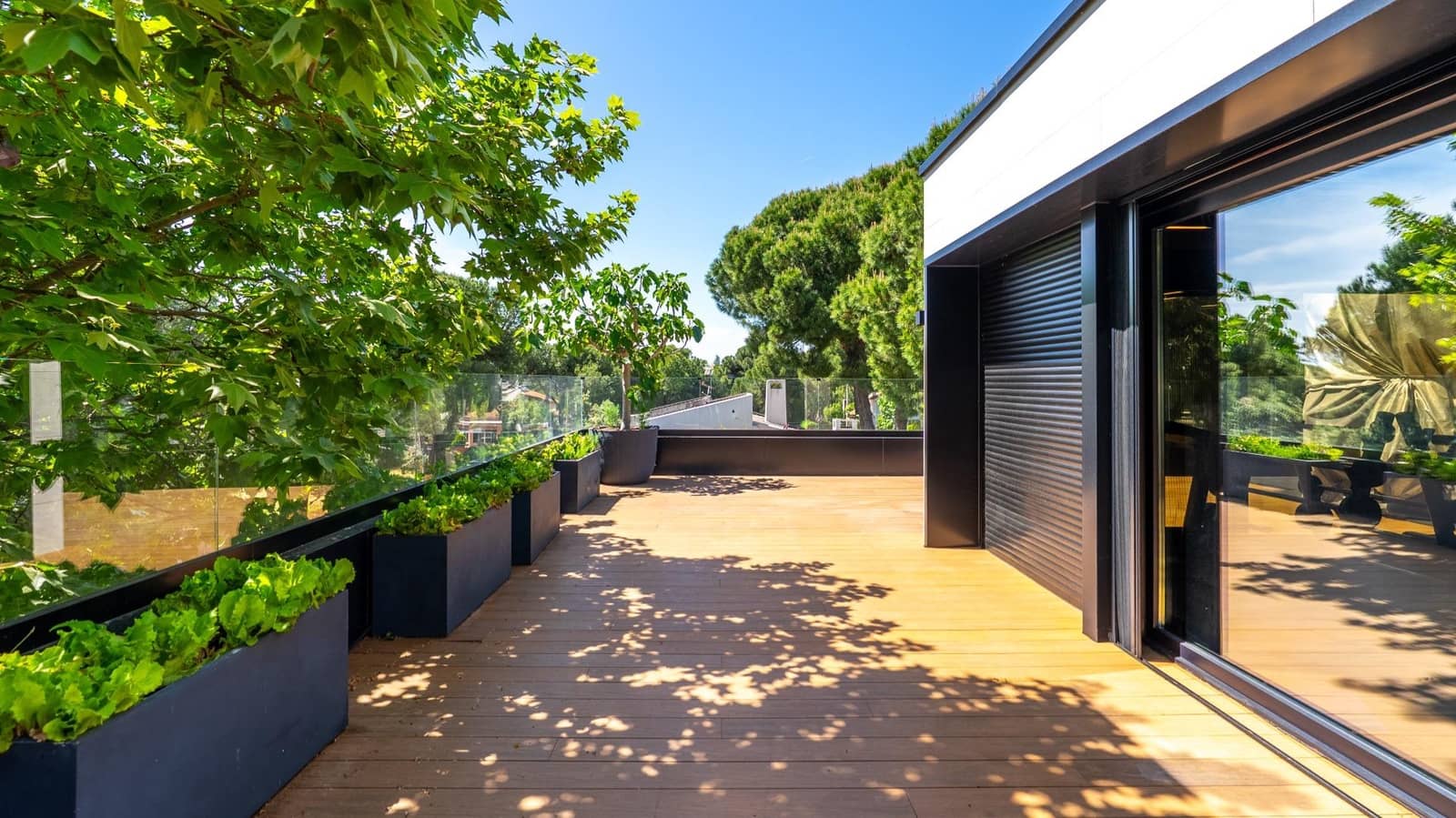 4 bedroom Villa for sale in Pozuelo de Alarcon with pool garage - € 3,000,000 (Ref: 9822925)