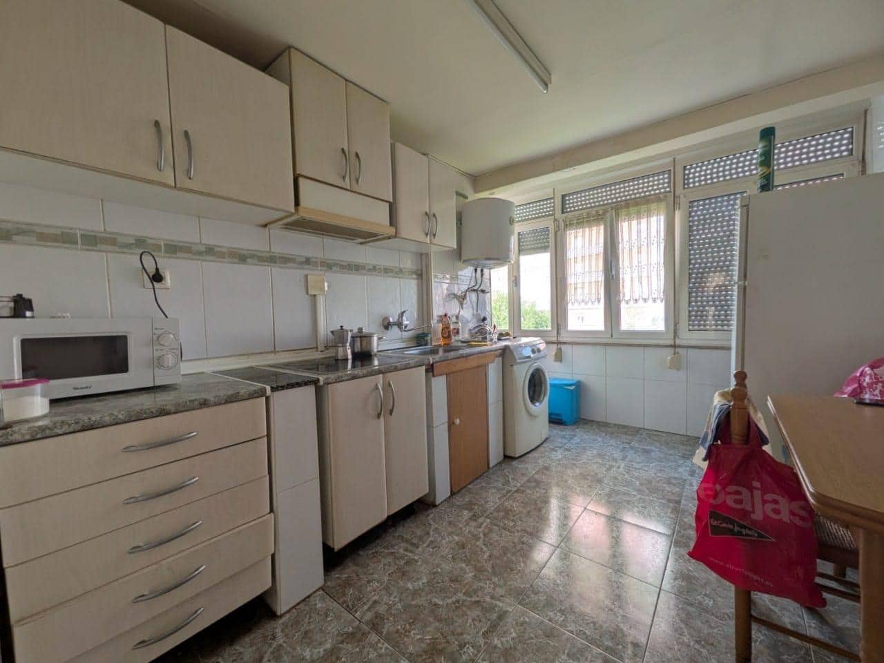 3 Zimmer Apartment zu verkaufen in Gijon - 133.000 € (Ref: 9822927)