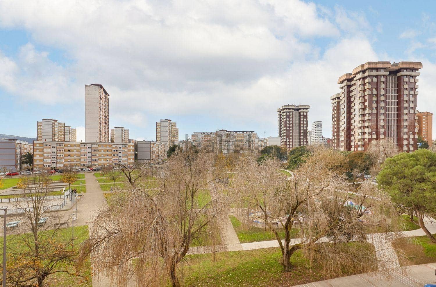 3 Zimmer Apartment zu verkaufen in Gijon - 133.000 € (Ref: 9822927)