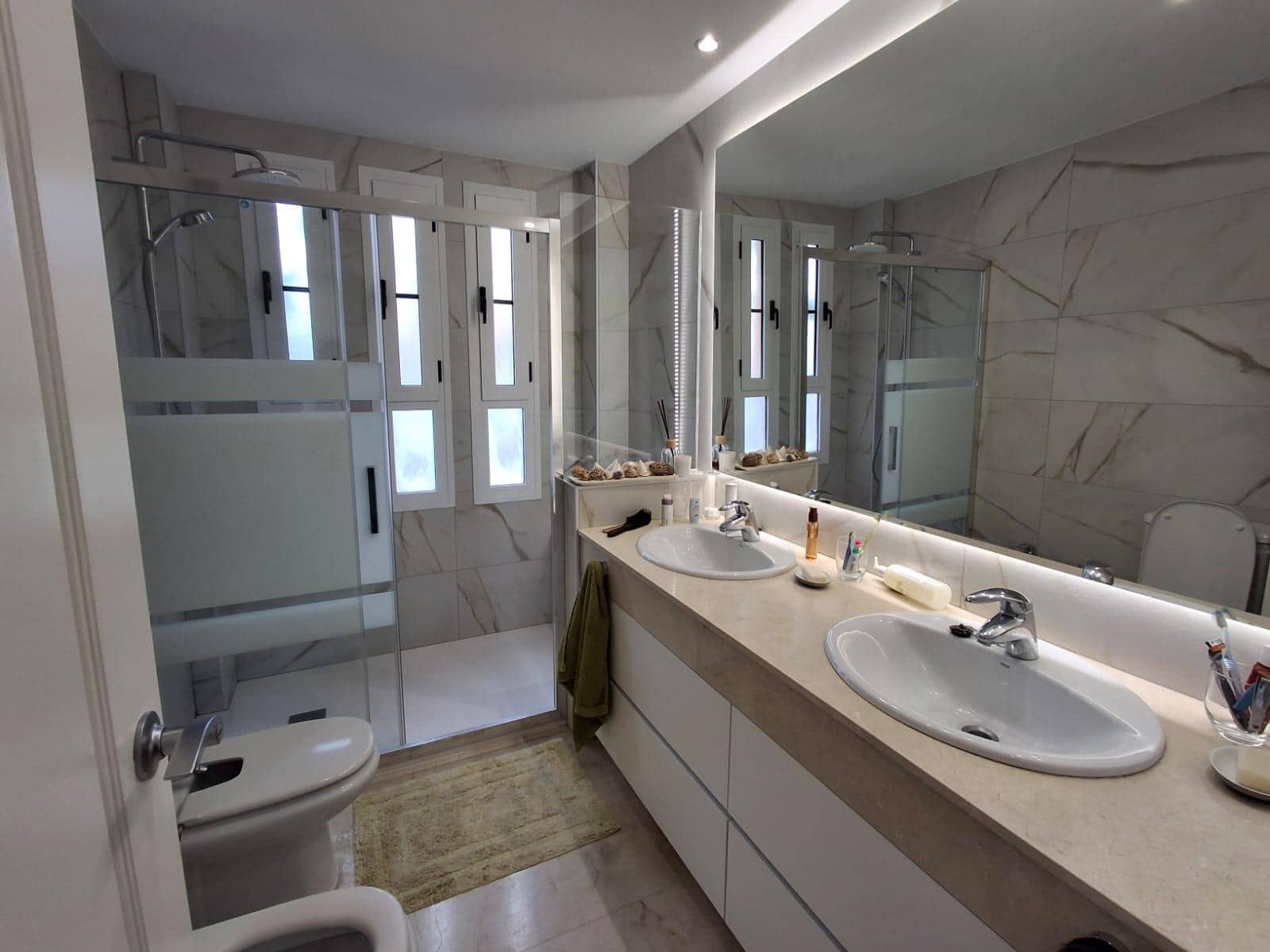 2 bedroom Apartment for sale in Finestrat with pool - € 437,000 (Ref: 9829098)