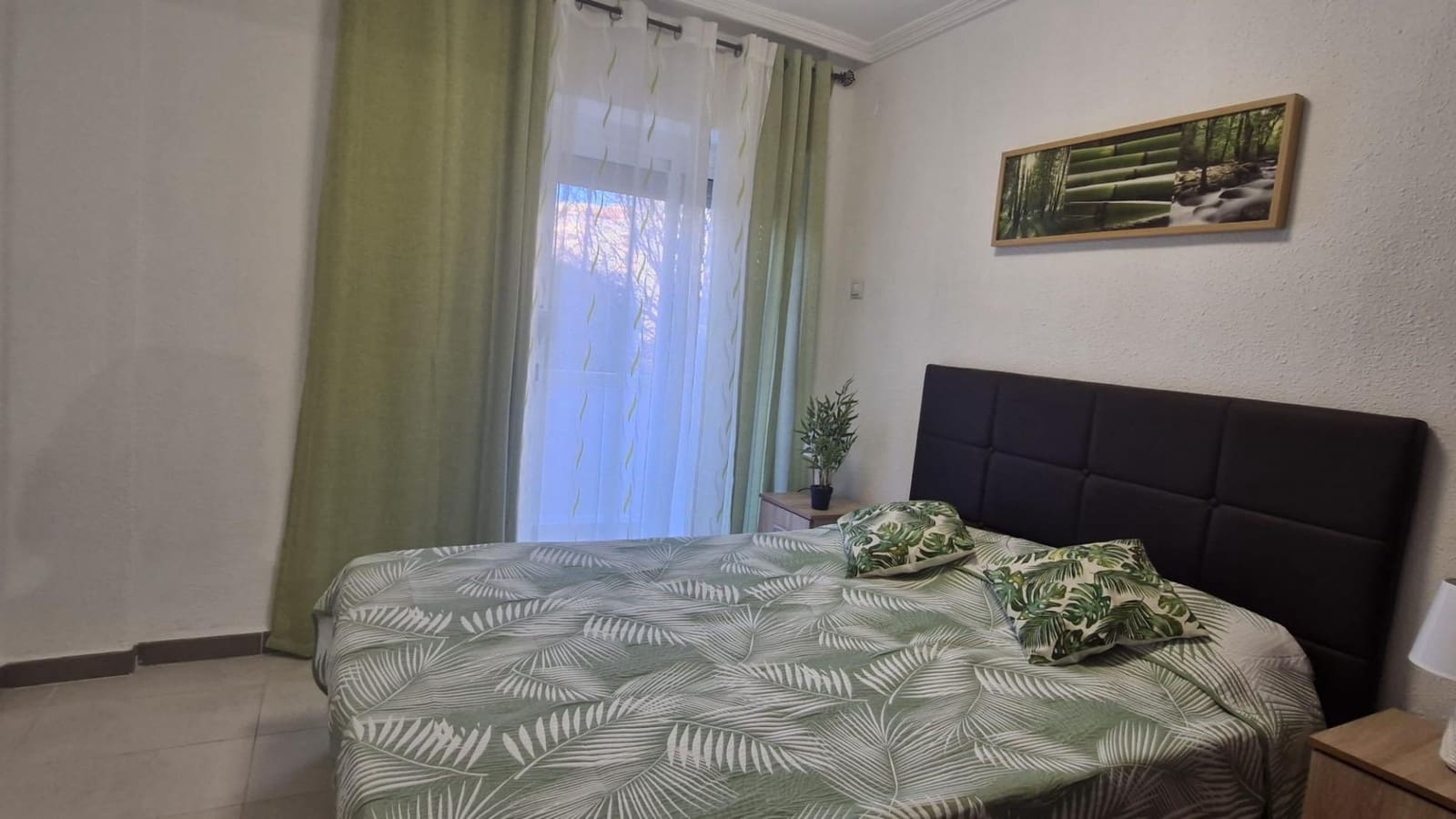 3 soveværelse Lejlighed til salg i Alicante by - € 245.000 (Ref: 9829103)