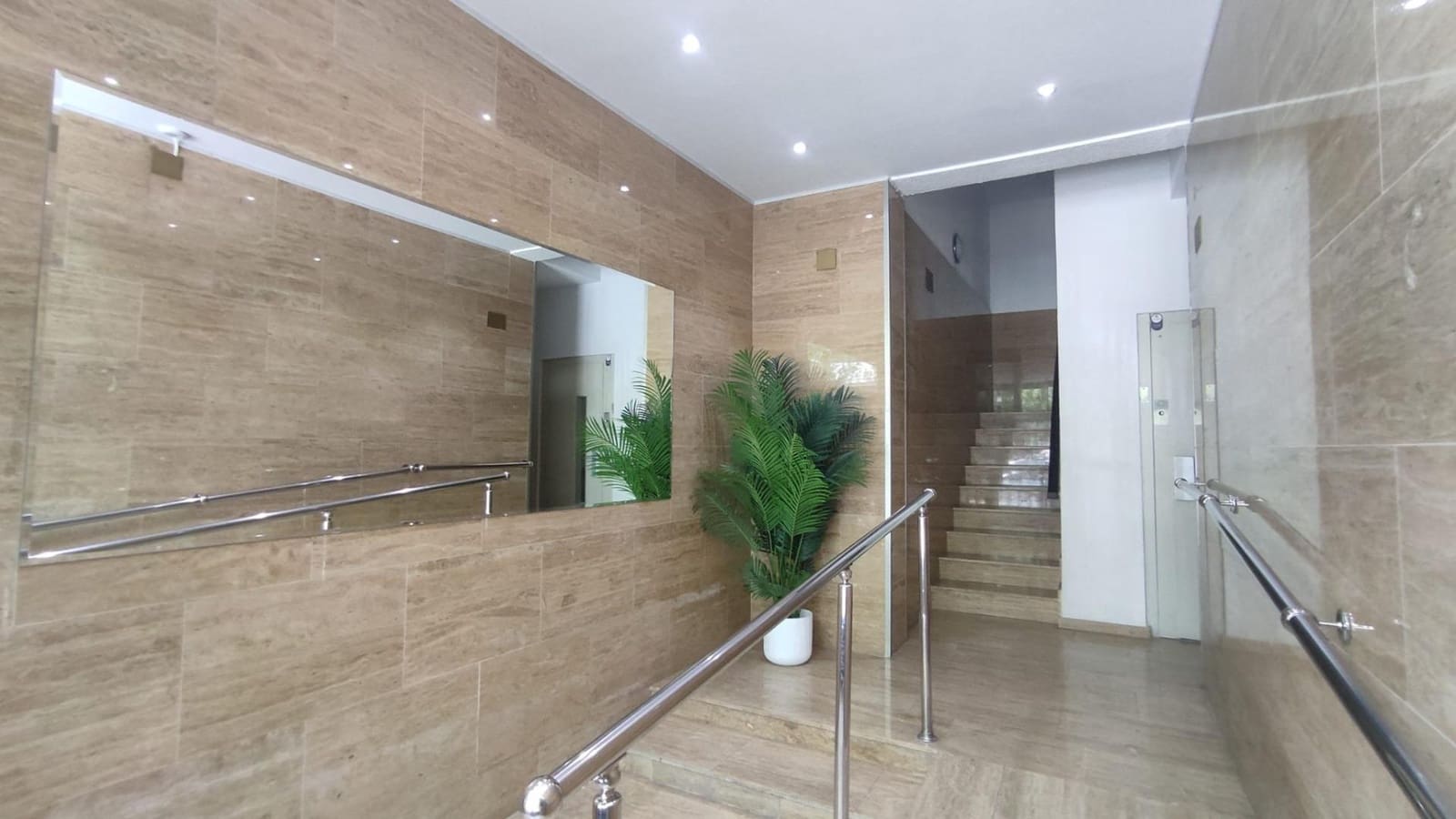 3 soveværelse Lejlighed til salg i Alicante by - € 245.000 (Ref: 9829103)