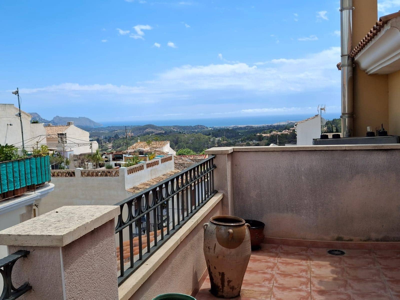5 Zimmer Reihenhaus zu verkaufen in La Nucia mit Garage - 307.000 € (Ref: 9833664)