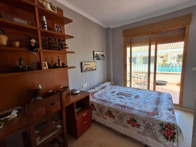 5 soverom Rekkehus til salgs i La Nucia Pueblo  , La Nucia med garasje - € 307 000 (Ref: 9833664)