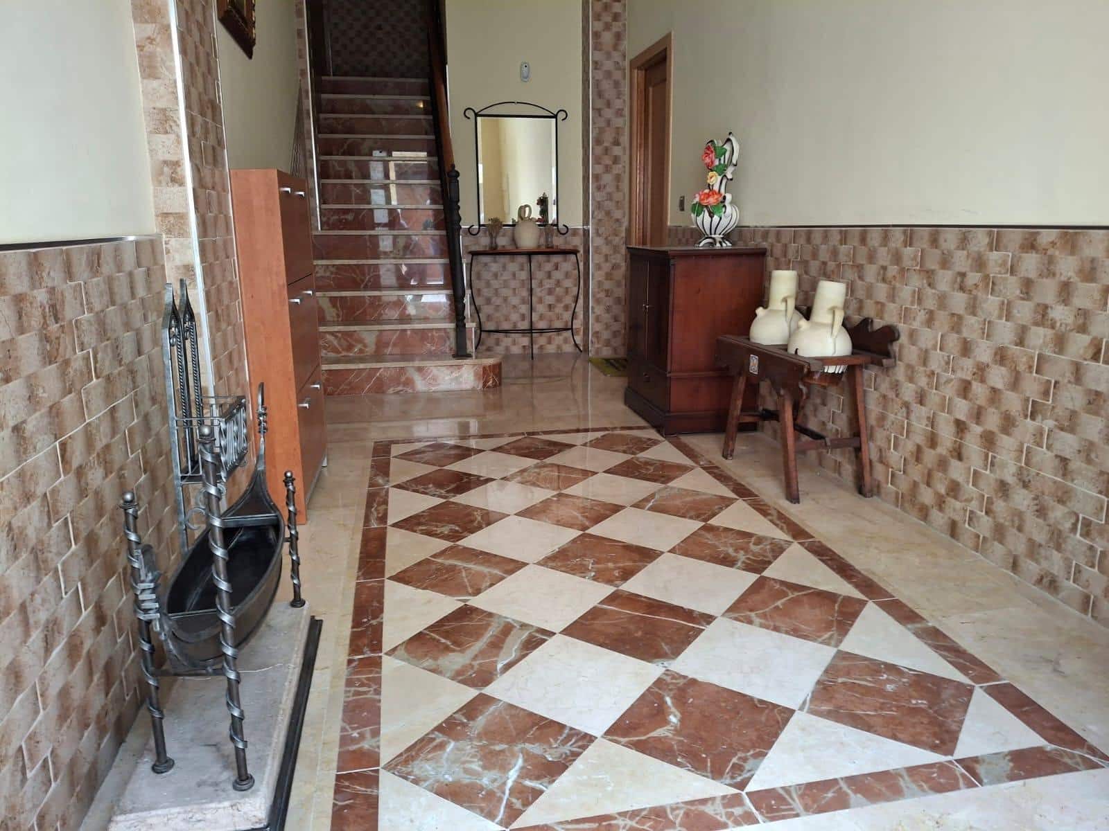 5 Zimmer Reihenhaus zu verkaufen in La Nucia mit Garage - 307.000 € (Ref: 9833664)