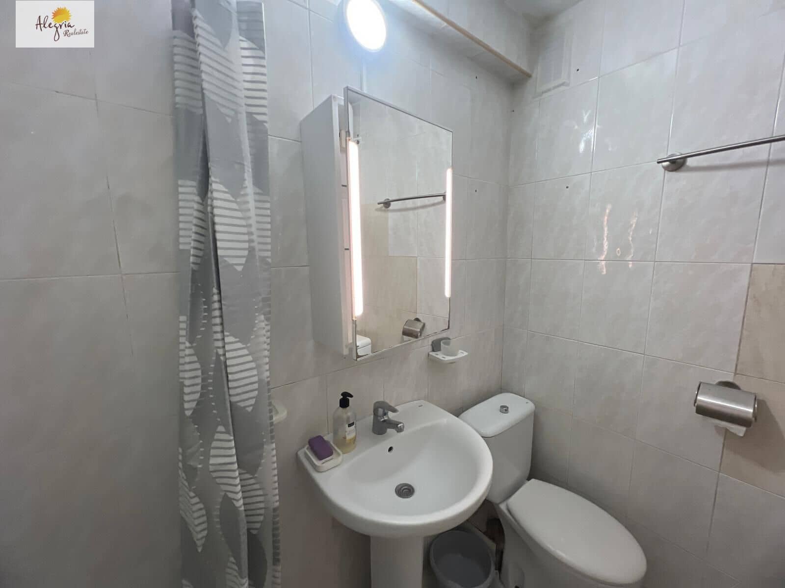 3 bedroom Flat for sale in Valencia city - € 185,000 (Ref: 9836236)