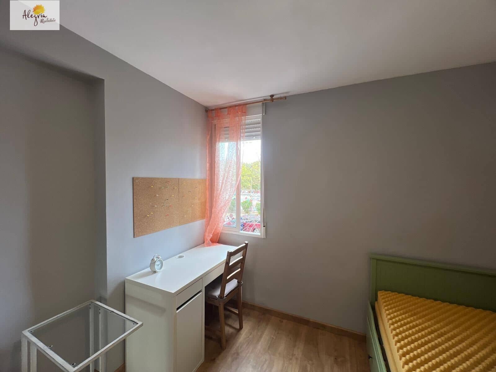 3 bedroom Flat for sale in Valencia city - € 185,000 (Ref: 9836236)