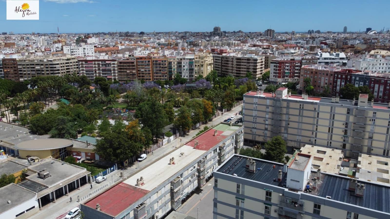 3 bedroom Flat for sale in Valencia city - € 185,000 (Ref: 9836236)