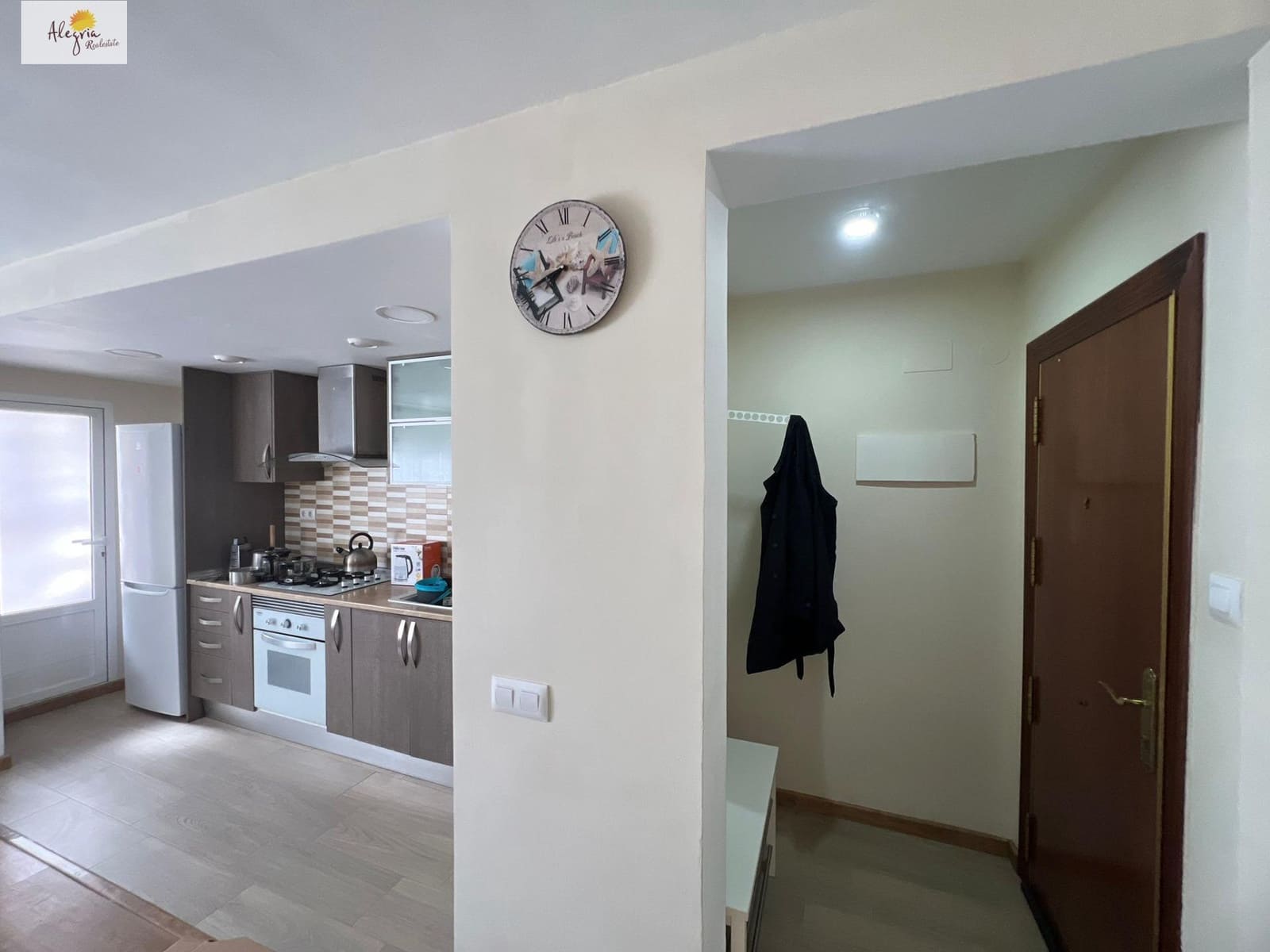 3 bedroom Flat for sale in Valencia city - € 185,000 (Ref: 9836236)