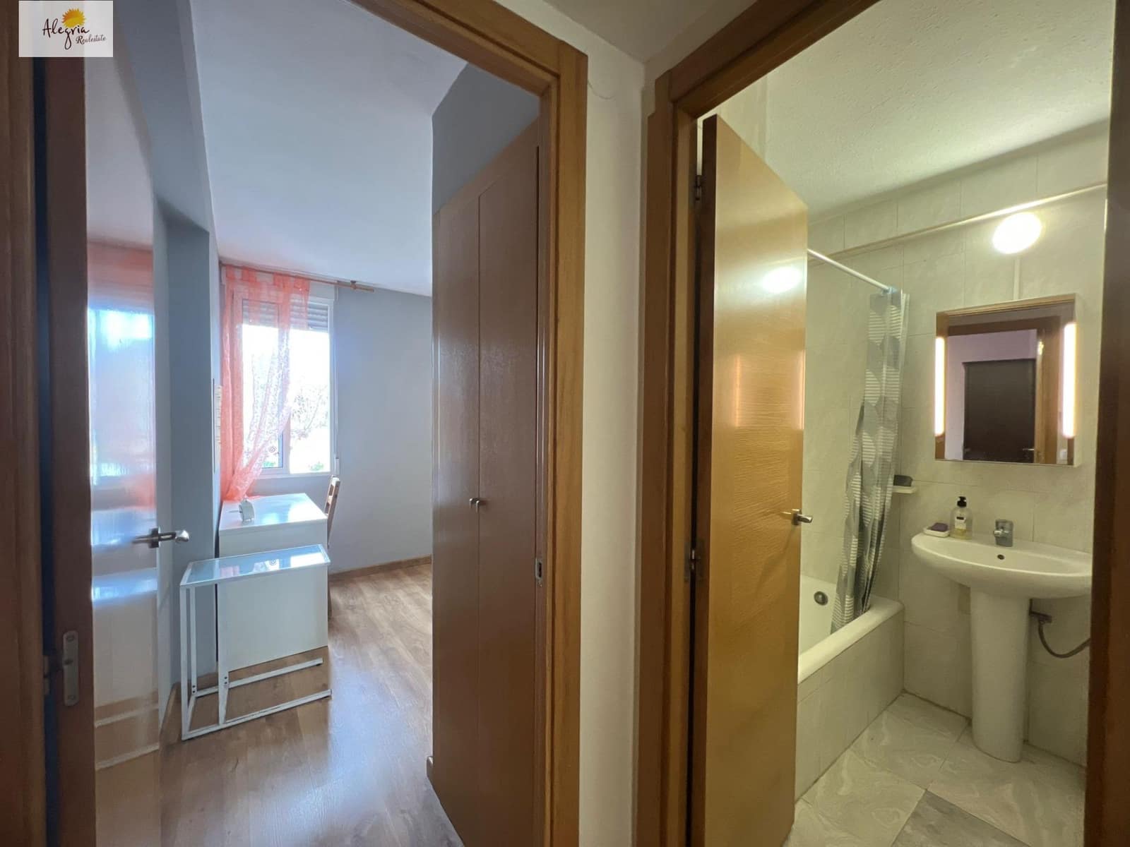 3 bedroom Flat for sale in Valencia city - € 185,000 (Ref: 9836236)