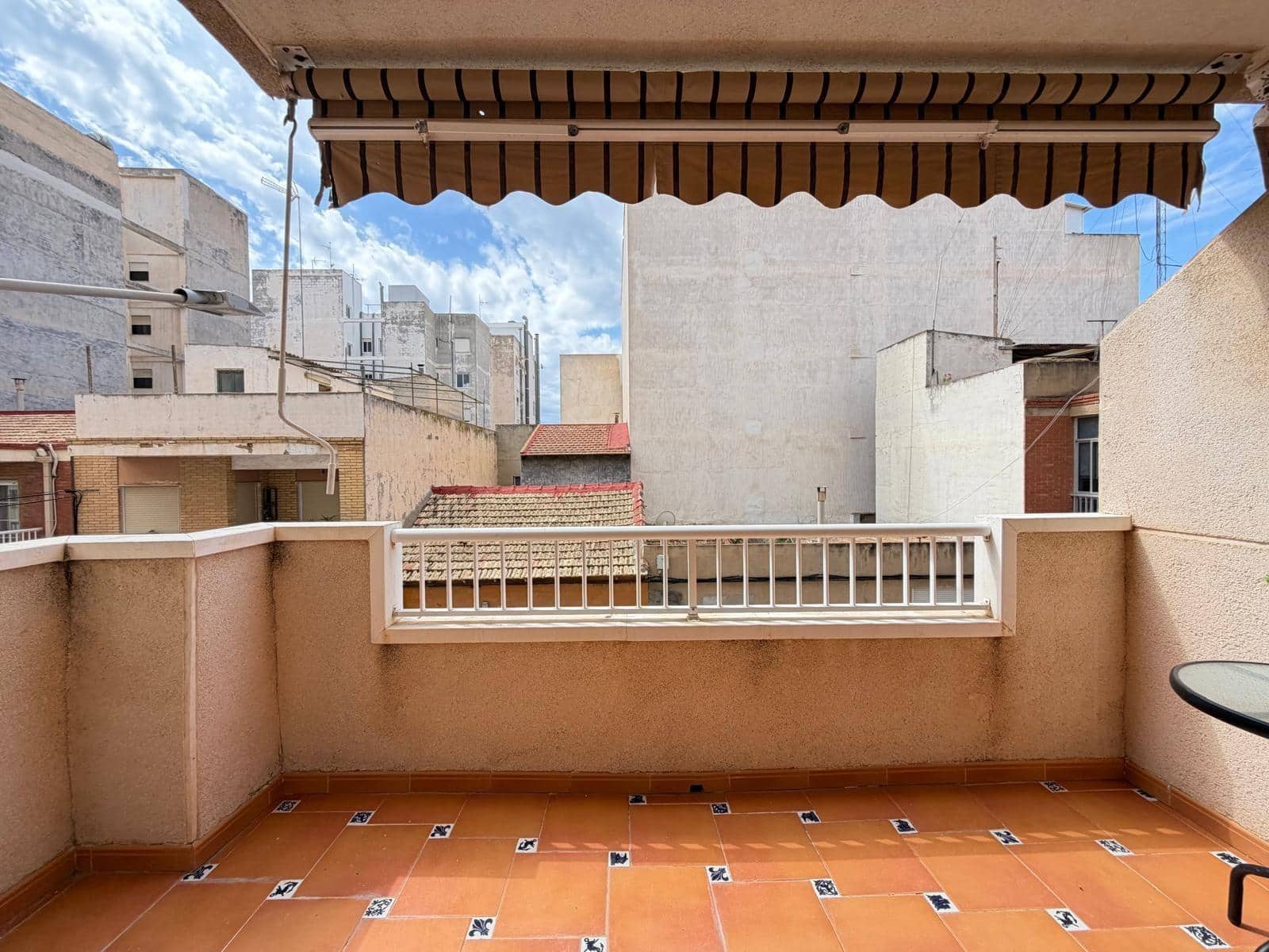 3 Zimmer Apartment zu verkaufen in Guardamar del Segura - 179.000 € (Ref: 9836237)