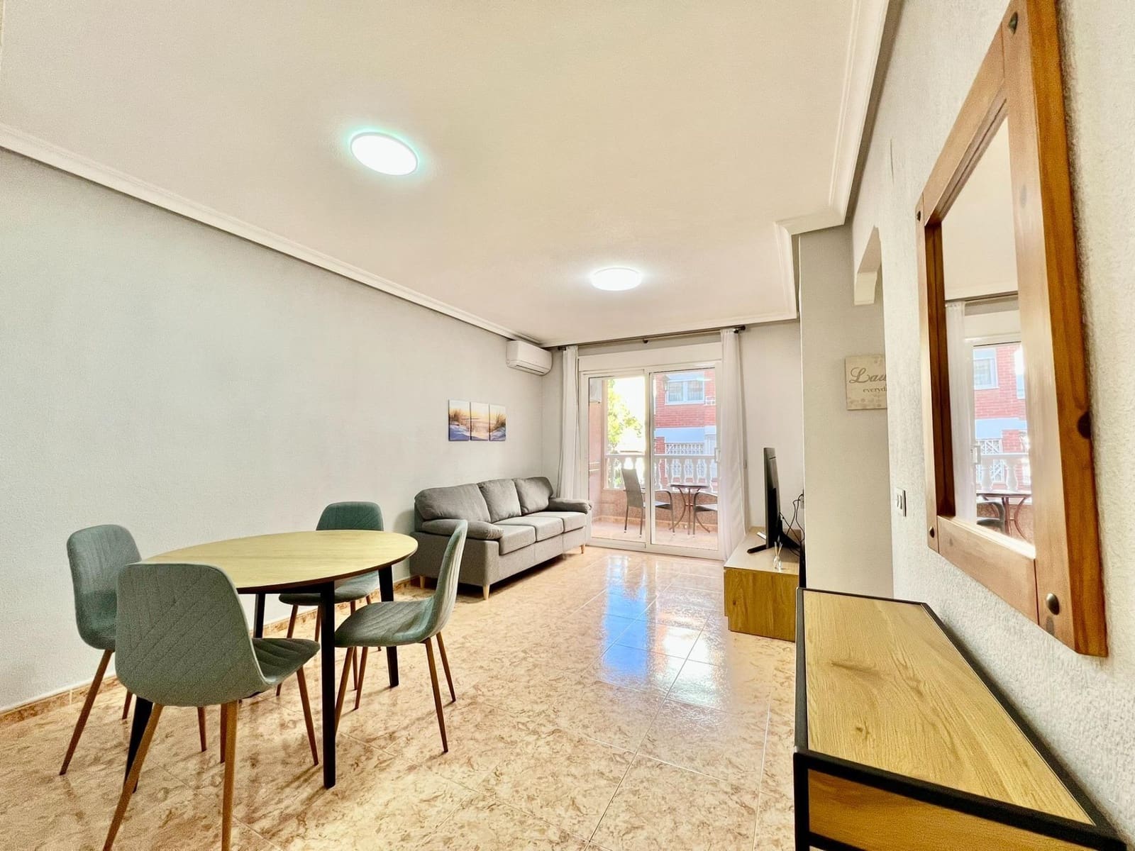 2 chambre Appartement à vendre à Torrevieja - 219 900 € (Ref: 9836238)