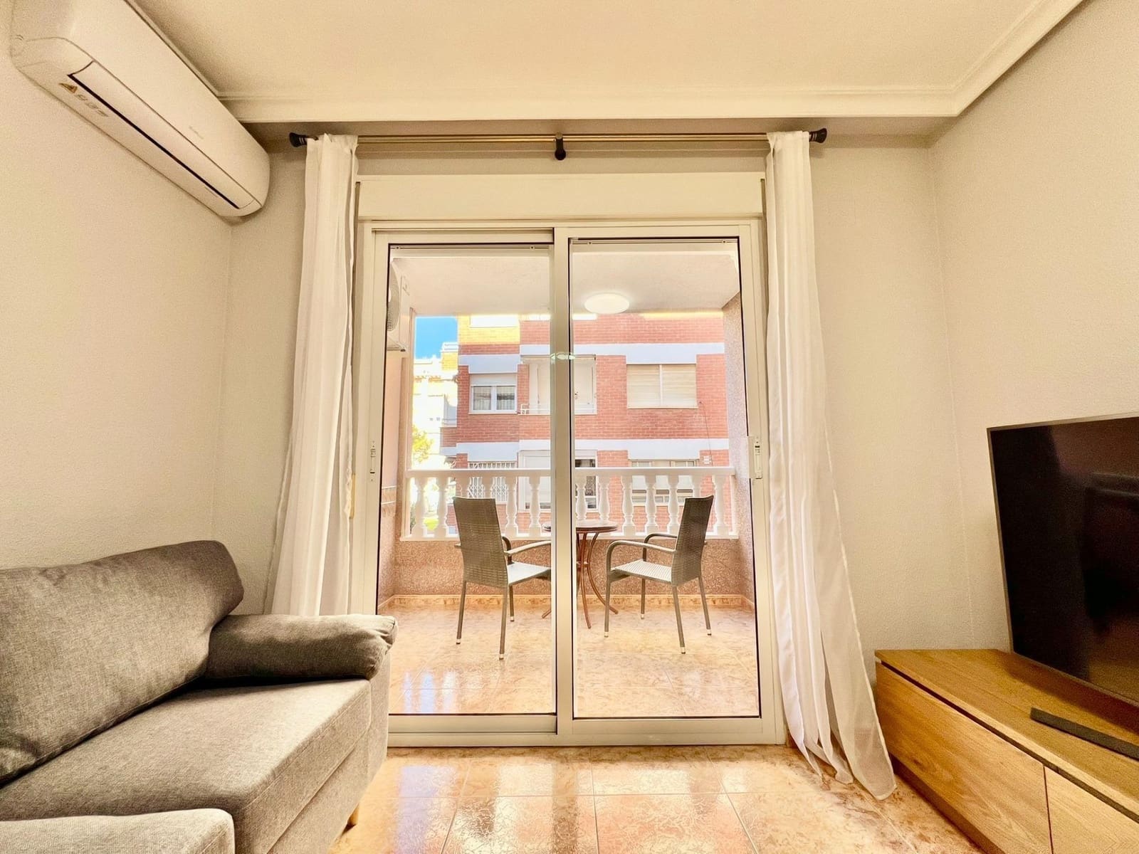 2 chambre Appartement à vendre à Torrevieja - 219 900 € (Ref: 9836238)