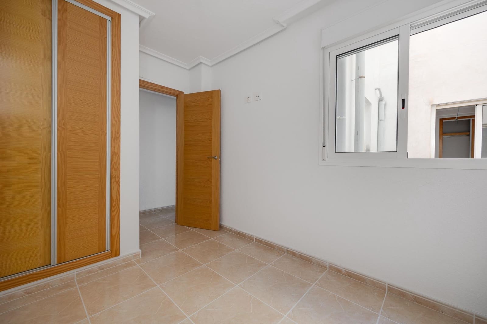 1 sypialnia Apartament na sprzedaż w San Fulgencio z basenem garażem - 110 000 € (Ref: 9836239)