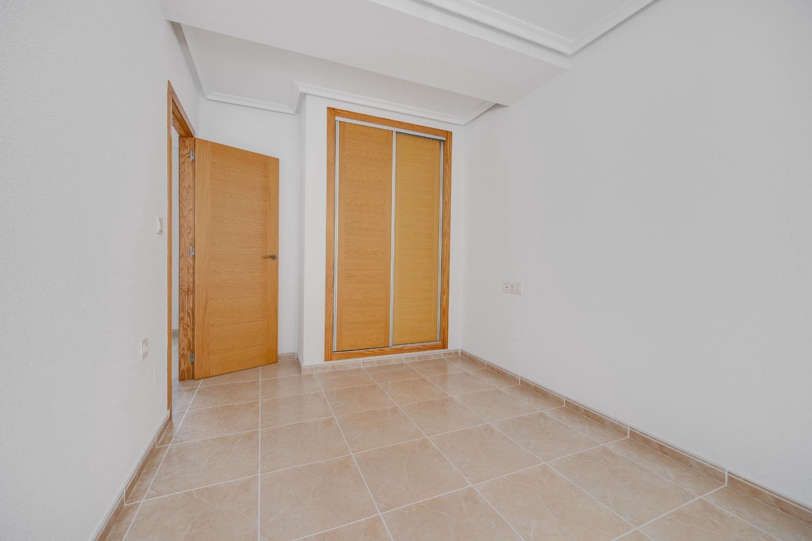 1 sypialnia Apartament na sprzedaż w San Fulgencio z basenem garażem - 110 000 € (Ref: 9836239)