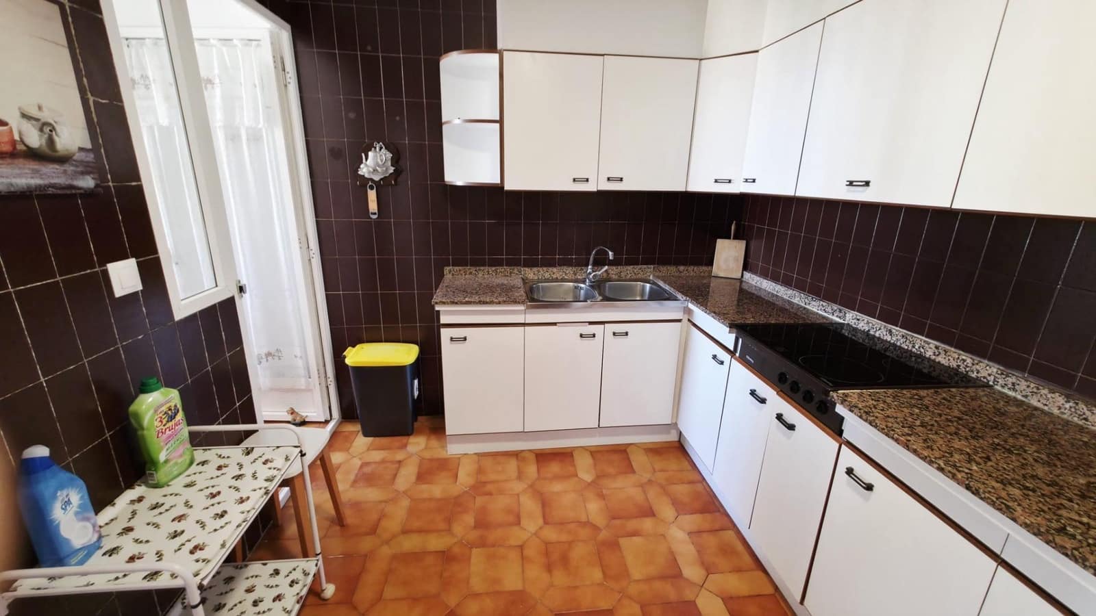 3 bedroom Flat for sale in Playa de San Juan with pool - € 435,000 (Ref: 9839267)