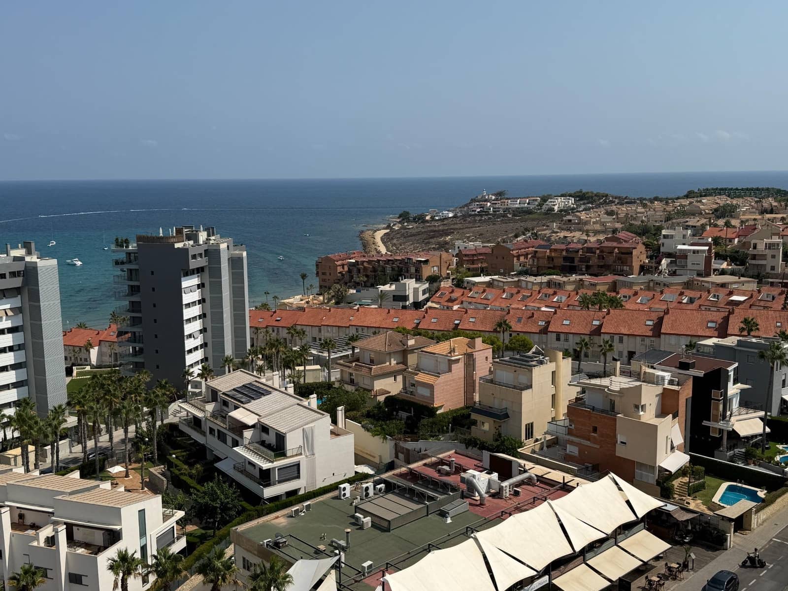 3 bedroom Flat for sale in Playa de San Juan with pool - € 435,000 (Ref: 9839267)