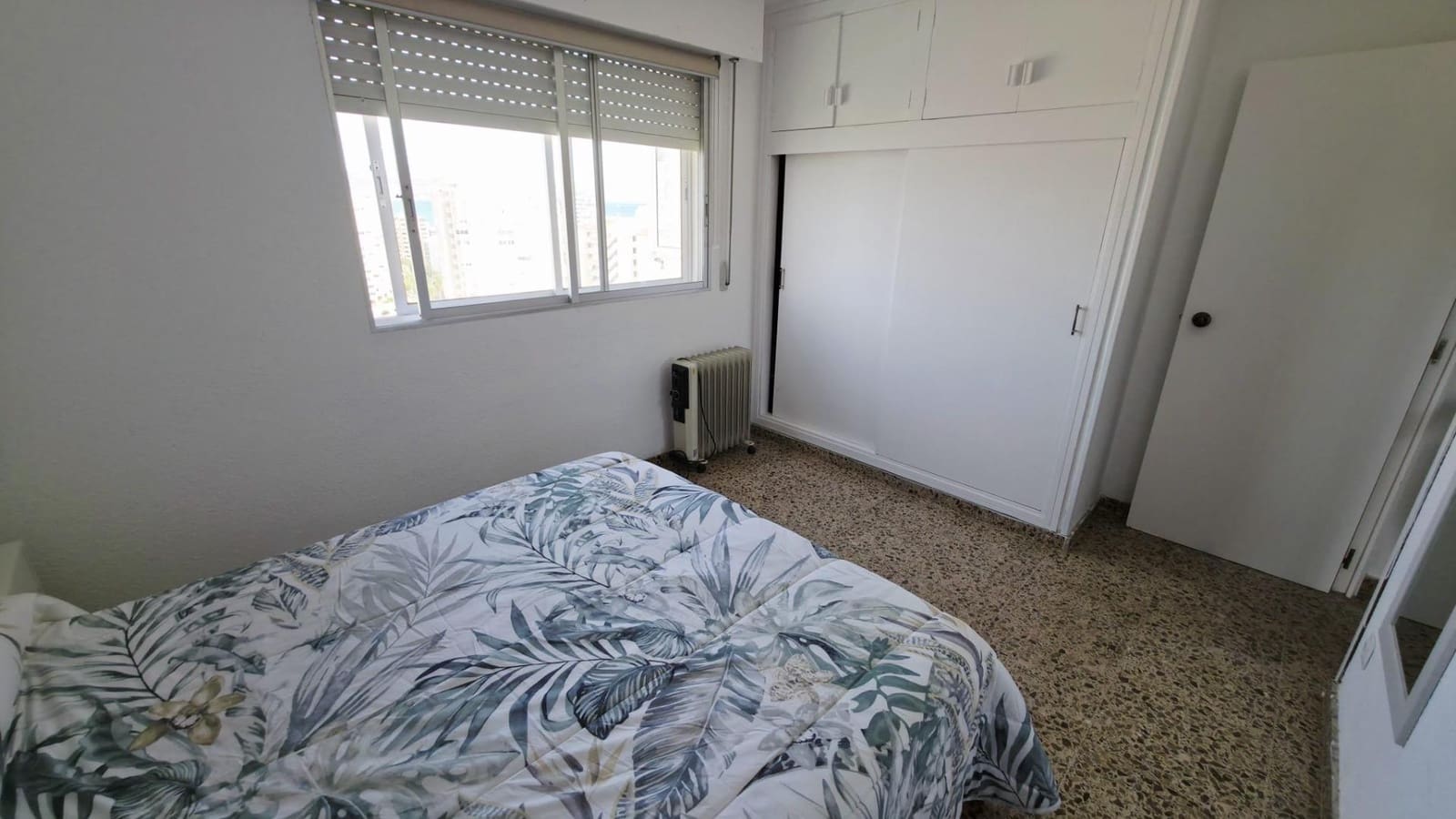 3 bedroom Flat for sale in Playa de San Juan with pool - € 435,000 (Ref: 9839267)