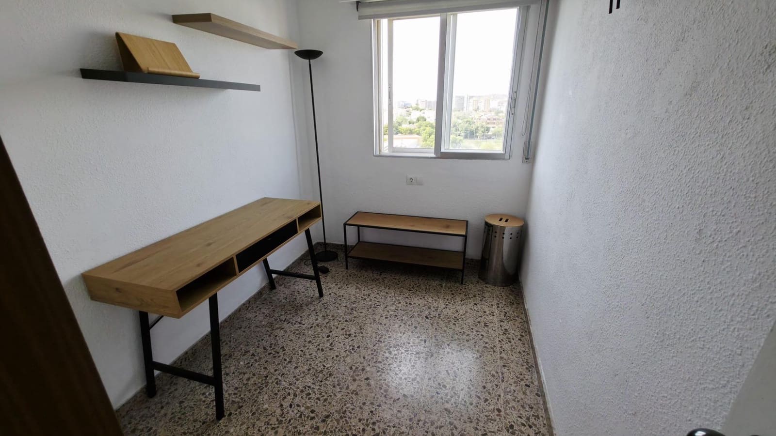 3 bedroom Flat for sale in Playa de San Juan with pool - € 435,000 (Ref: 9839267)