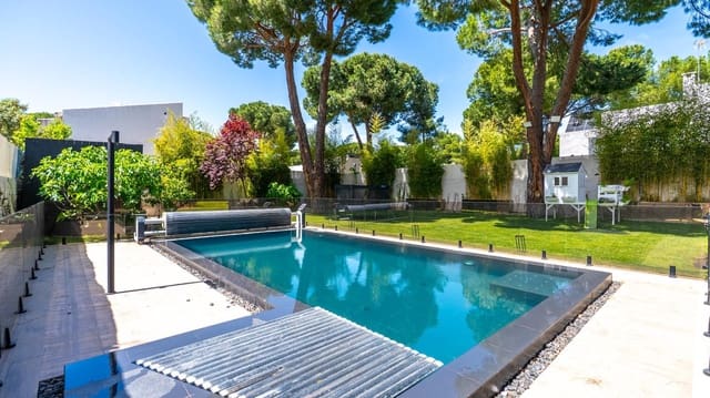 4 Zimmer Villa zu verkaufen in Pozuelo de Alarcón mit Pool Garage - 3.000.000 € (Ref: 9846241)