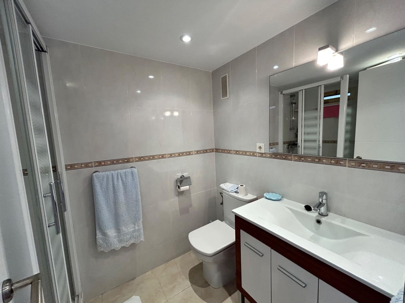 1 chambre Appartement à vendre à Benidorm avec piscine - 245 000 € (Ref: 9849375)