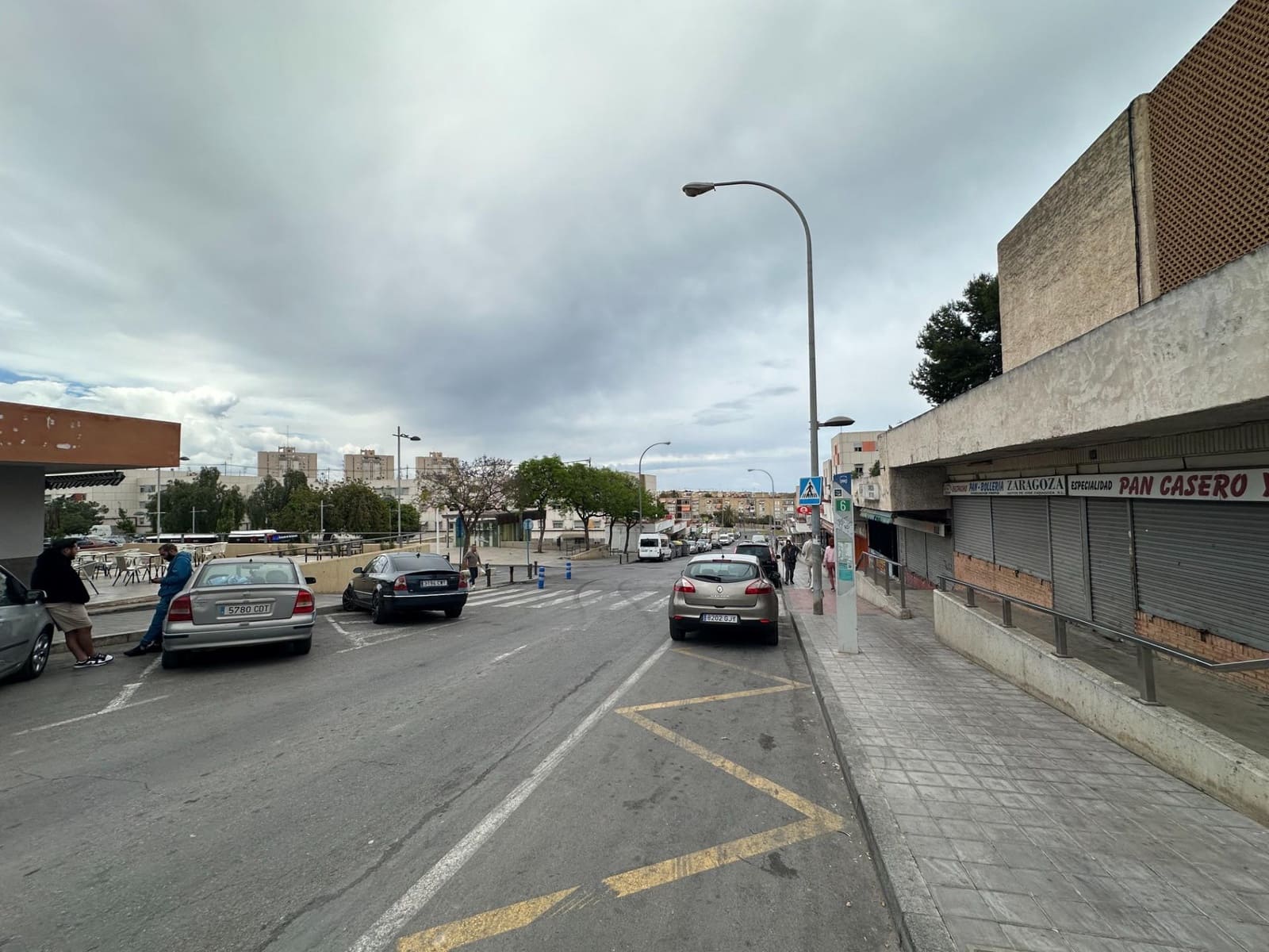 3 soveværelse Lejlighed til salg i Alicante by - € 77.000 (Ref: 9855451)