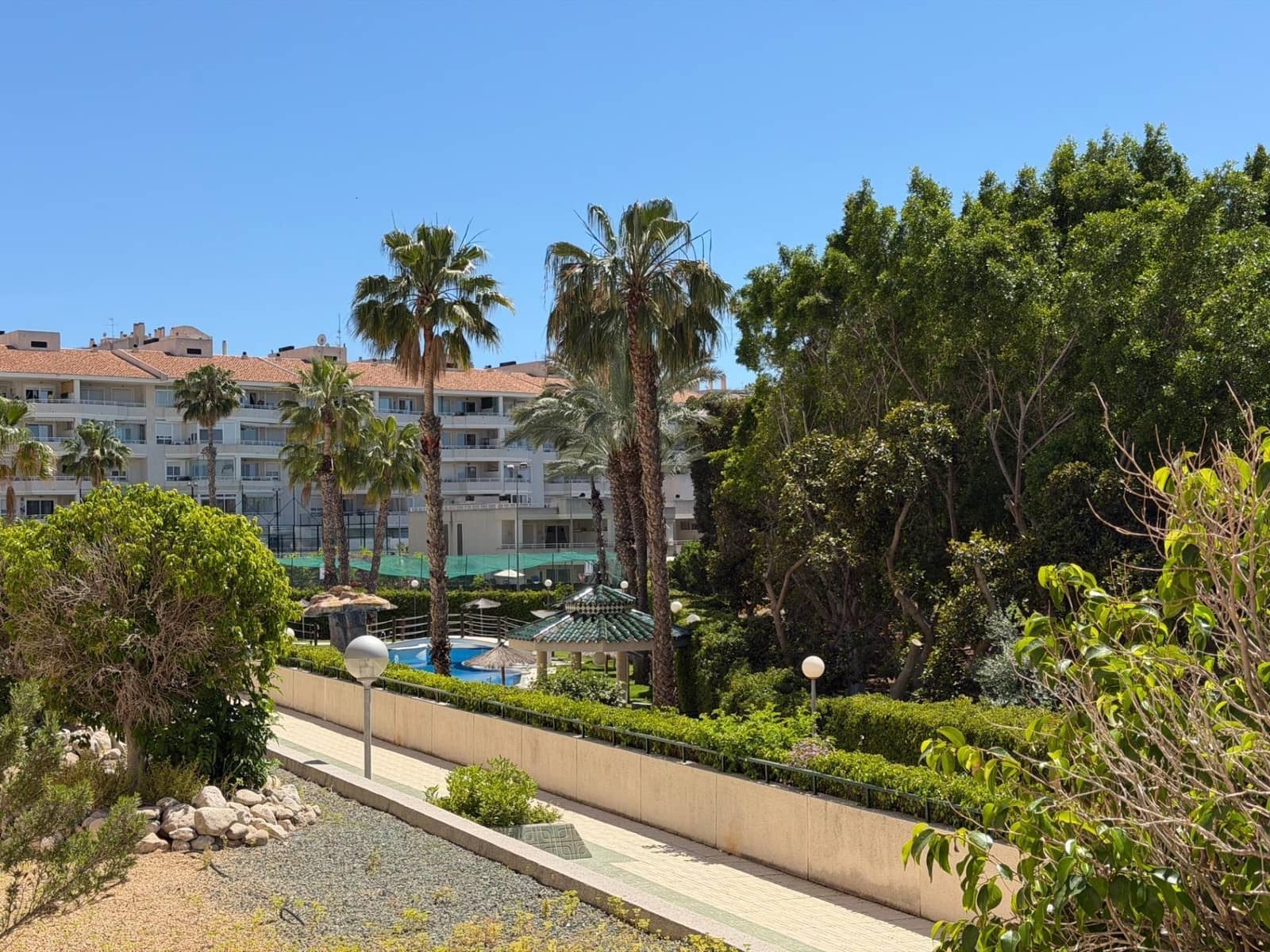 2 makuuhuone Asunto myytävänä paikassa Playa de San Juan mukana uima-altaan 
autotalli - 430 000 € (Ref: 9855452)