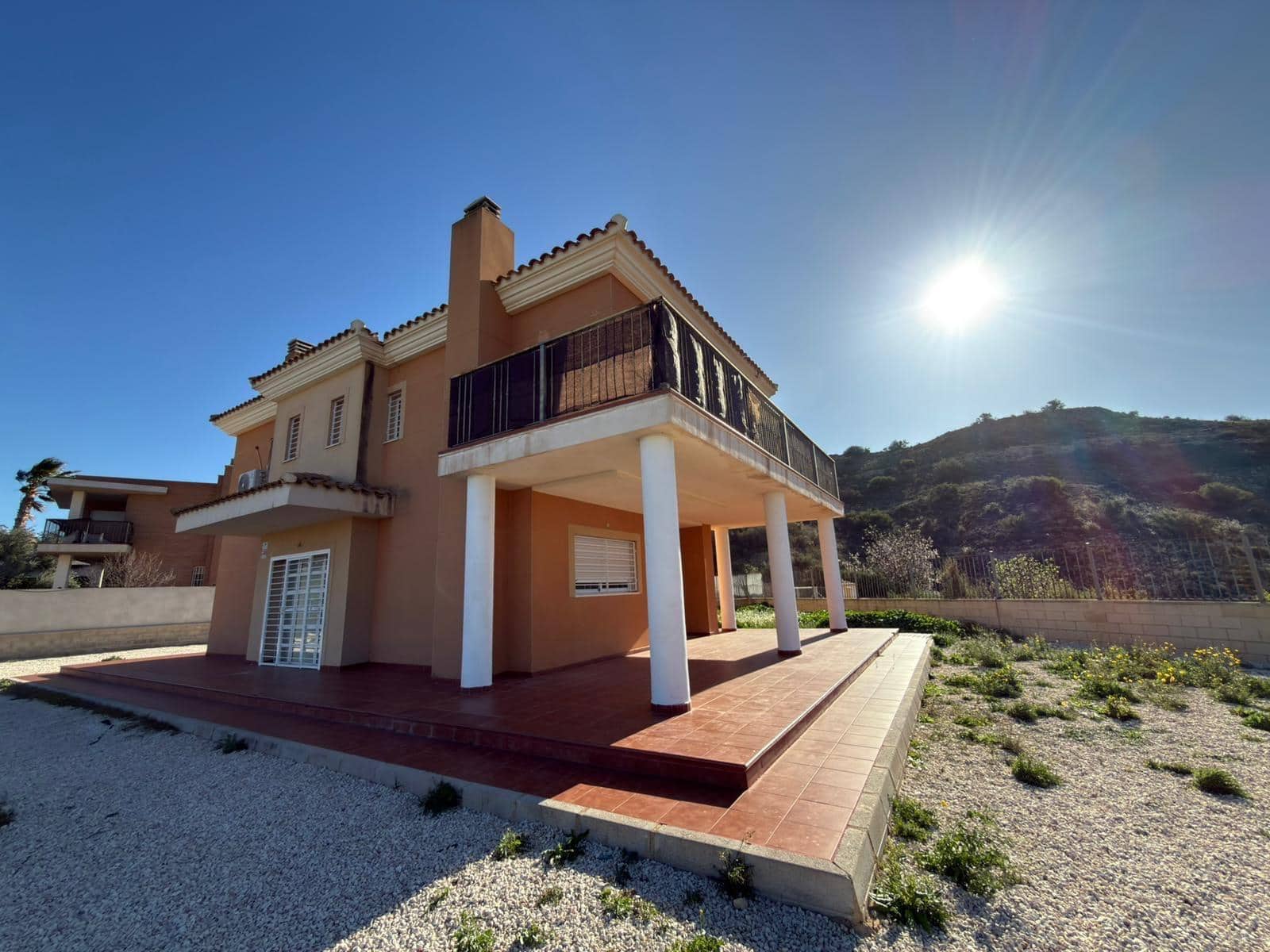4 Zimmer Villa zu verkaufen in Aspe - 237.000 € (Ref: 9855453)