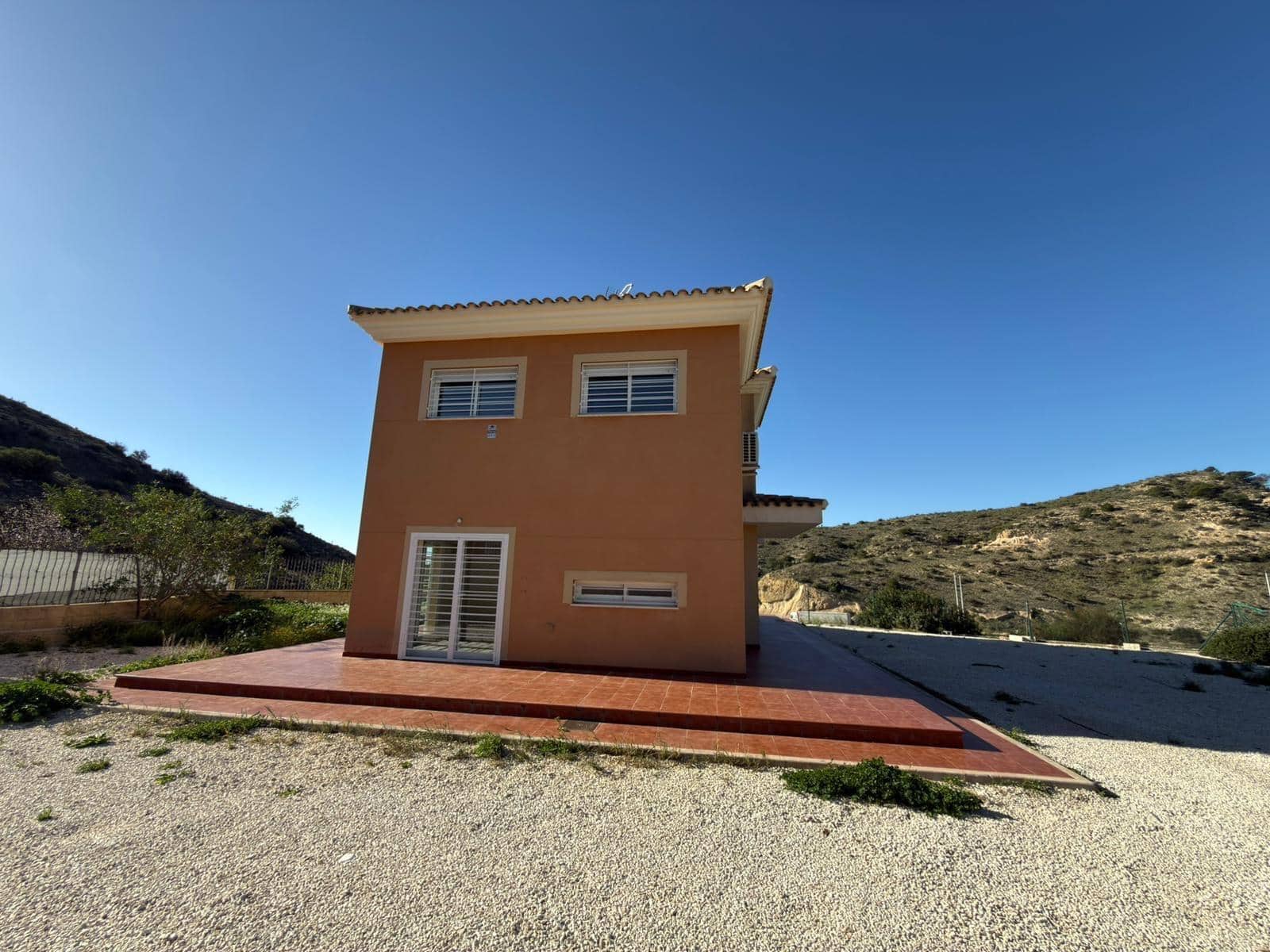 4 Zimmer Villa zu verkaufen in Aspe - 237.000 € (Ref: 9855453)