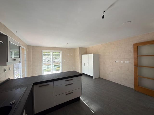4 Zimmer Villa zu verkaufen in Aspe - 237.000 € (Ref: 9855453)