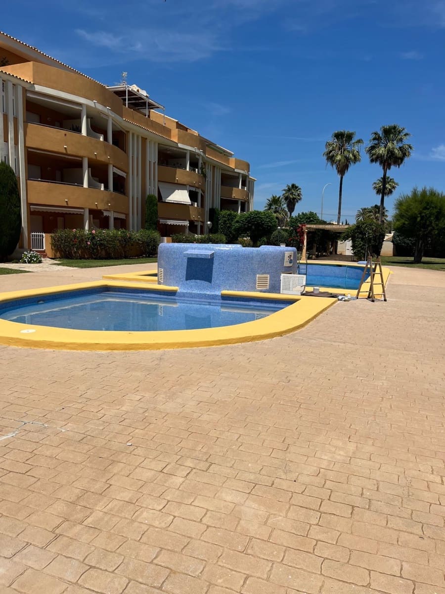 2 bedroom Apartment for sale in Denia with pool - € 285,000 (Ref: 9855455)