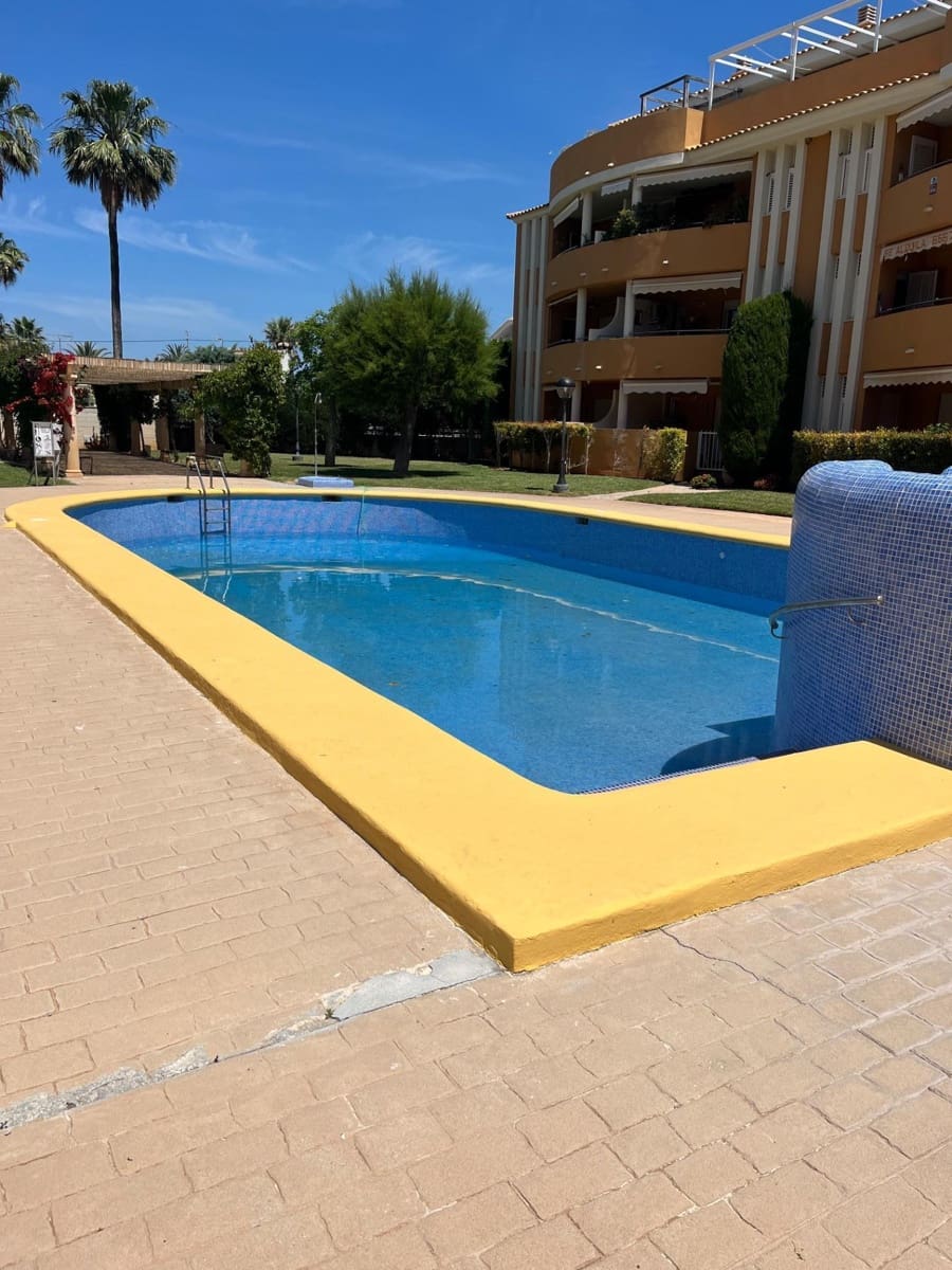 2 bedroom Apartment for sale in Denia with pool - € 285,000 (Ref: 9855455)