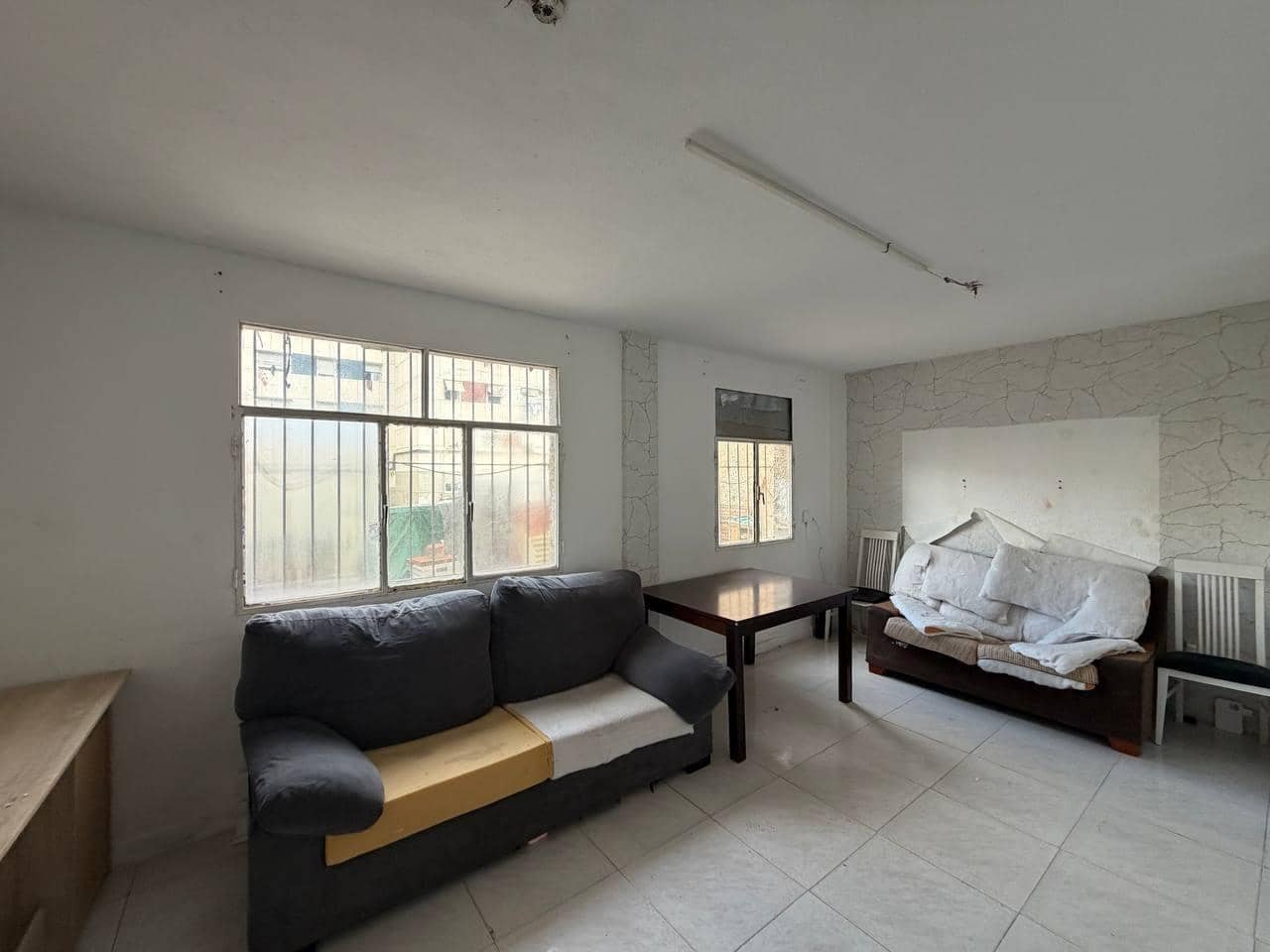 2 soveværelse Lejlighed til salg i Alicante by - € 59.000 (Ref: 9855456)
