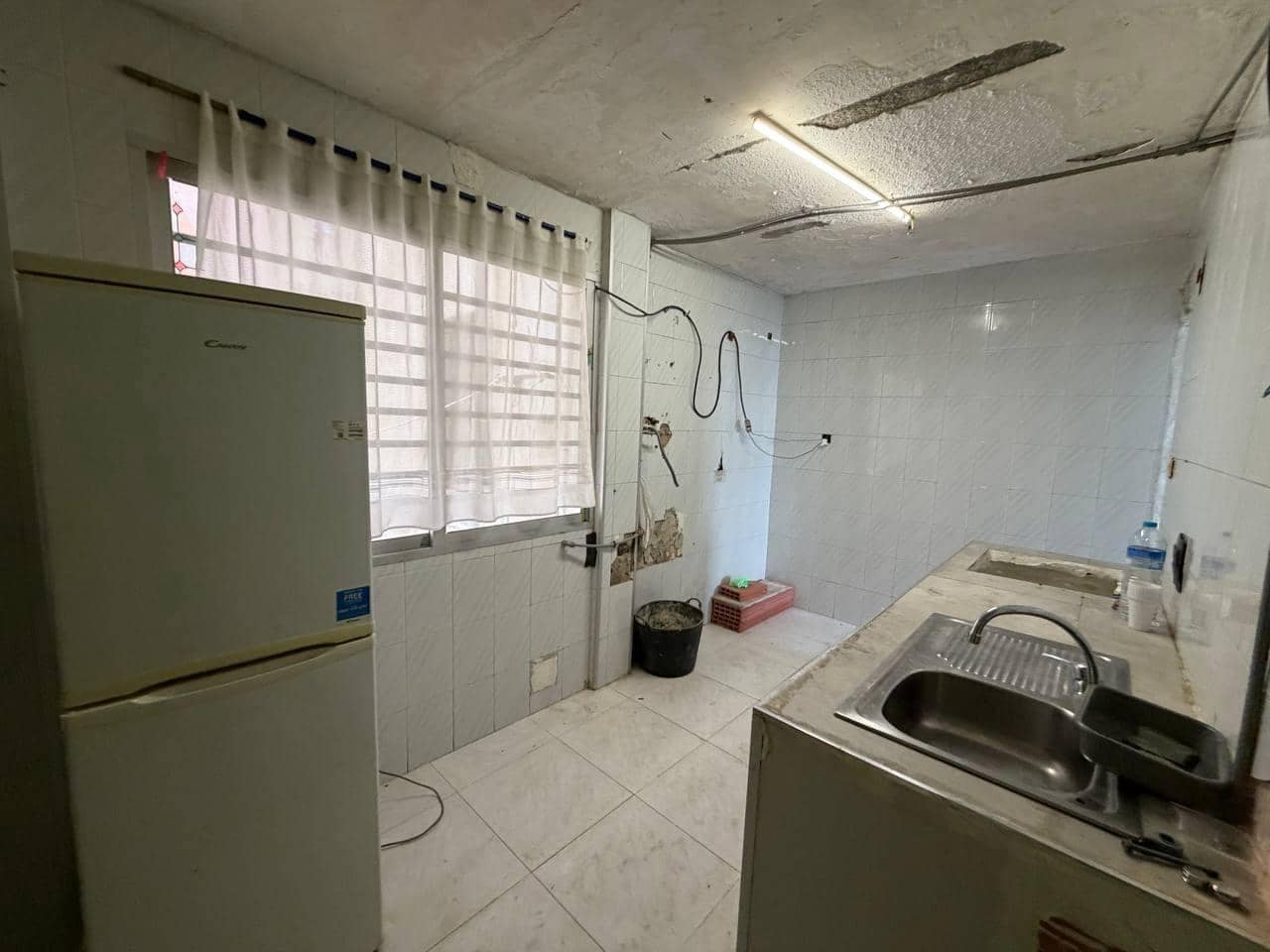 2 soveværelse Lejlighed til salg i Alicante by - € 59.000 (Ref: 9855456)