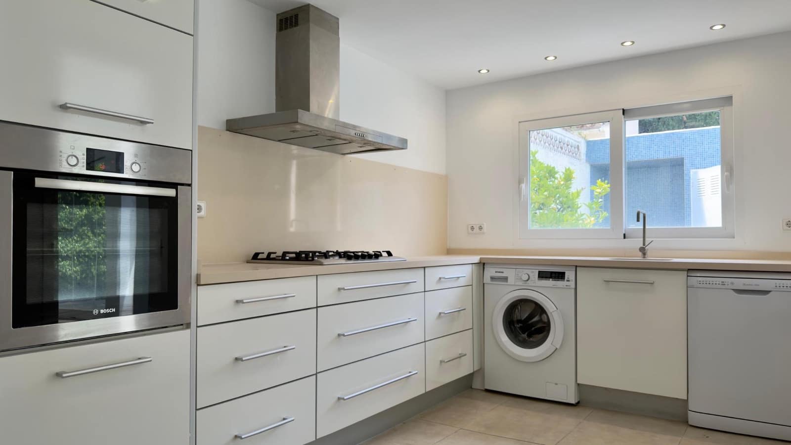4 soveværelse Rækkehus til salg i Albir med swimmingpool - € 900.000 (Ref: 9855457)