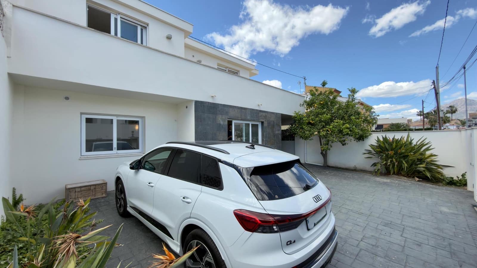 4 soveværelse Rækkehus til salg i Albir med swimmingpool - € 900.000 (Ref: 9855457)