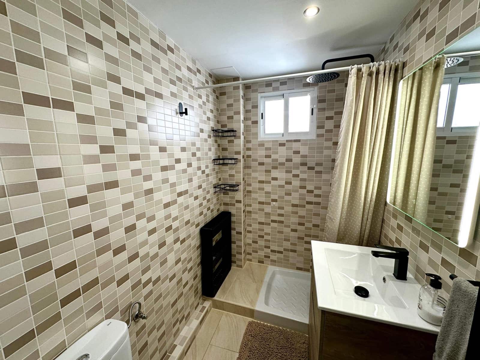 5 sypialnia Apartament na sprzedaż w Miasto Alicante / Alacant - 184 900 € (Ref: 9860103)