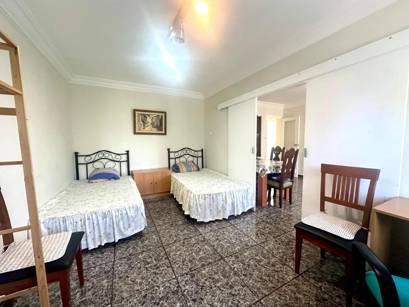 3 slaapkamer Flat te koop in Alicante stad - € 127.000 (Ref: 9865204)